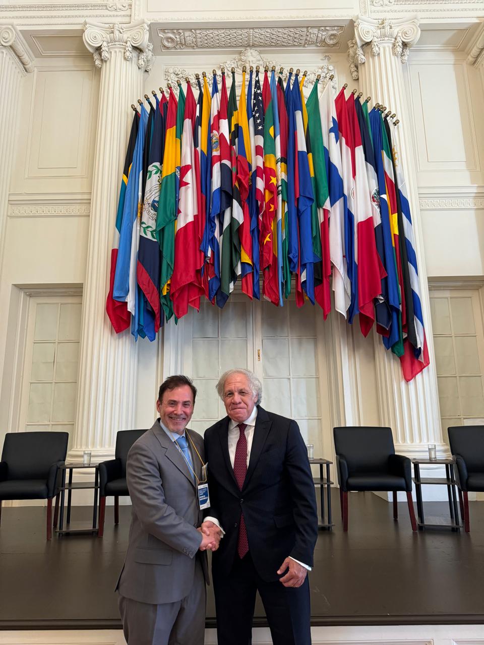Patricio Maraniello en la OEA con el Dr. Luis Almagro